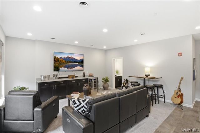 101 California Drive B, Amherst, NY 14221