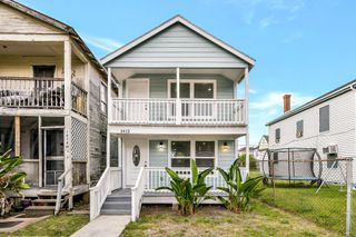1412 Avenue M 1/2, Galveston, TX 77550