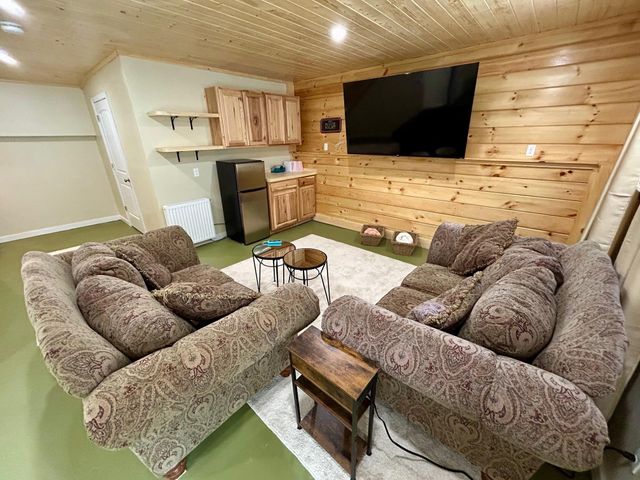 1001 VT Route 65, Brookfield, VT 05036