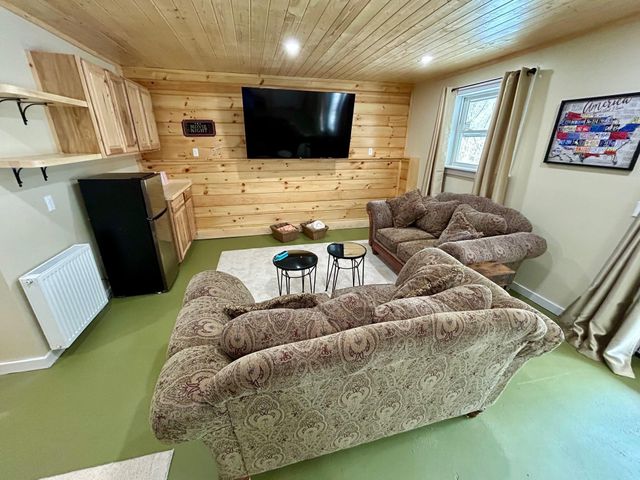 1001 VT Route 65, Brookfield, VT 05036