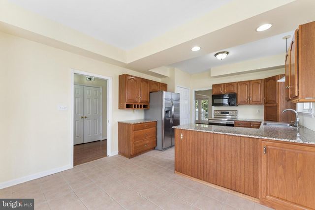 402 LINDEN AVE, Edgewater, MD 21037