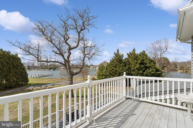 402 LINDEN AVE, Edgewater, MD 21037