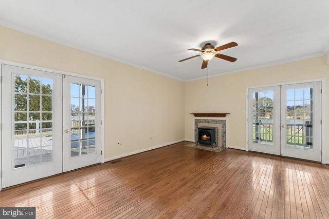 402 LINDEN AVE, Edgewater, MD 21037