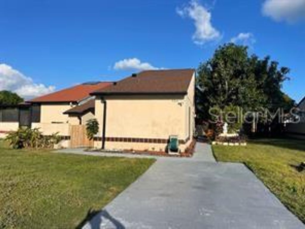 639 GOLDEN SUNSHINE CIRCLE, Orlando, FL 32807