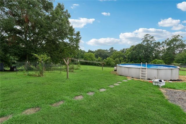 475 Evergreen Rd, Resaca, GA 30735