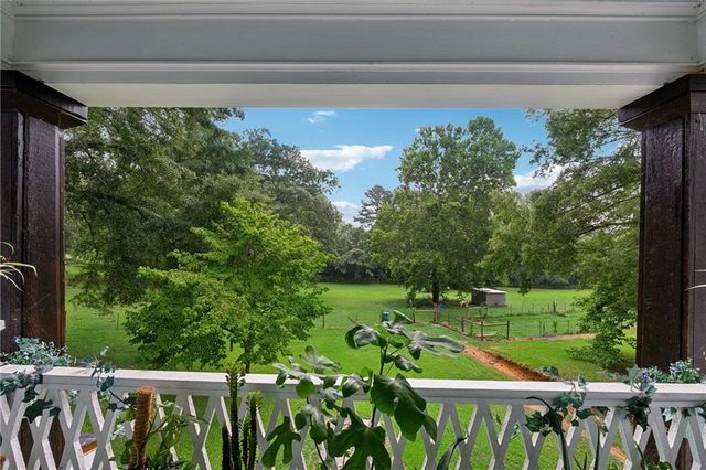 475 Evergreen Rd, Resaca, GA 30735