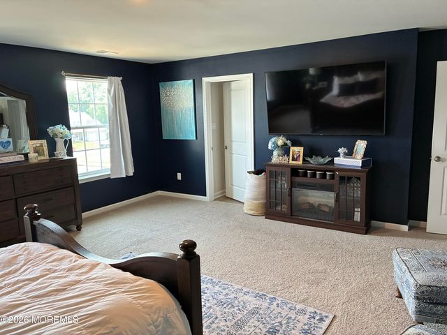 2 Minnow Avenue, Barnegat, NJ 08005