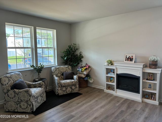 2 Minnow Avenue, Barnegat, NJ 08005