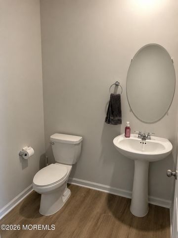 2 Minnow Avenue, Barnegat, NJ 08005