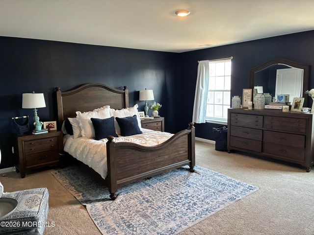2 Minnow Avenue, Barnegat, NJ 08005