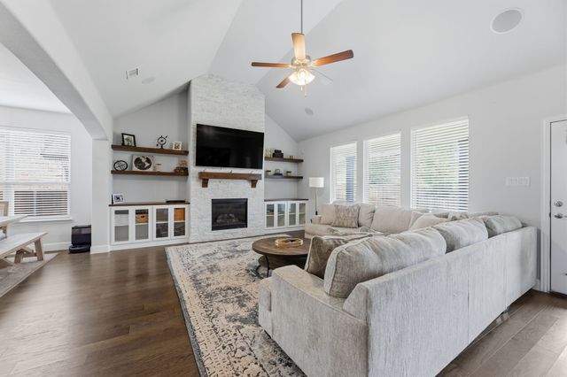 320 Fox Crossing Lane, Prosper, TX 75078