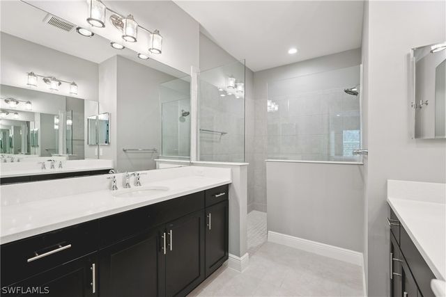 2139 Marquesa CIR, Naples, FL 34112