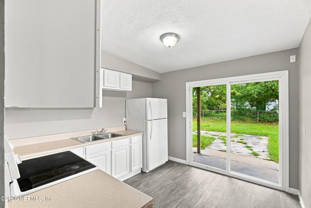 2212 W 12TH Street, Jacksonville, FL 32209
