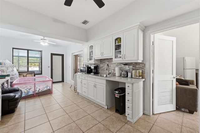 1419 SW 76th Court, Miami, FL 33144