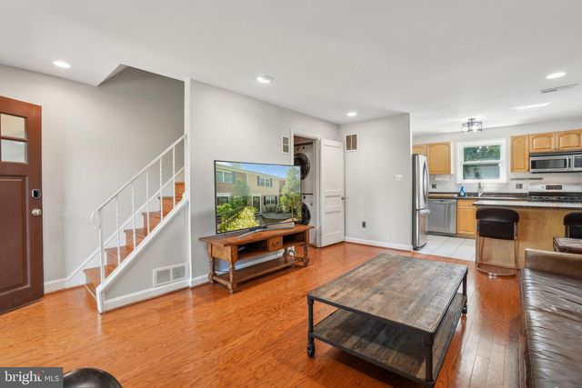 53 MOUNT VERNON AVENUE, Alexandria, VA 22301