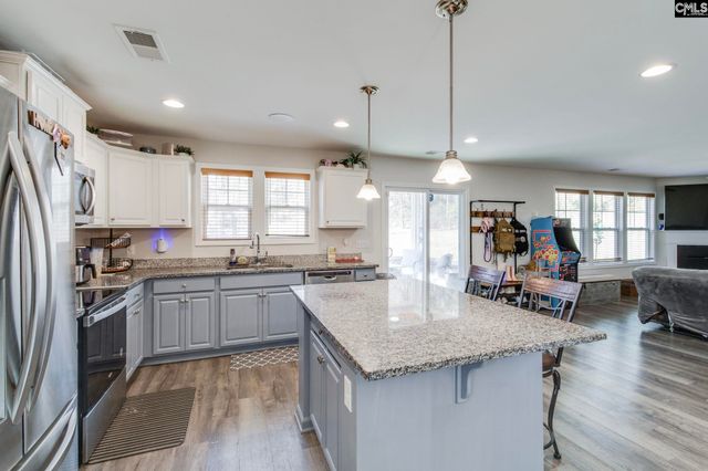 1604 Green Branch Circle, Lugoff, SC 29078