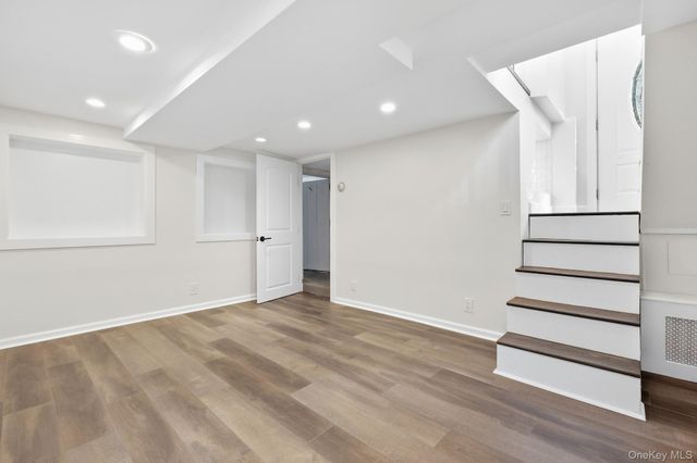 44 Lafayette Avenue, New Rochelle, NY 10801