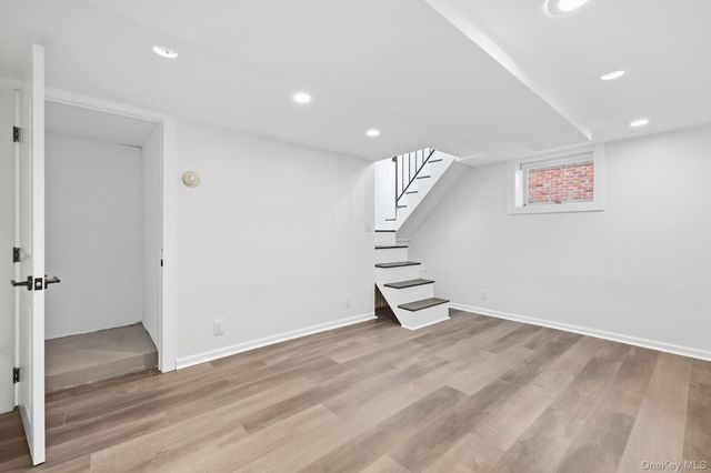 44 Lafayette Avenue, New Rochelle, NY 10801