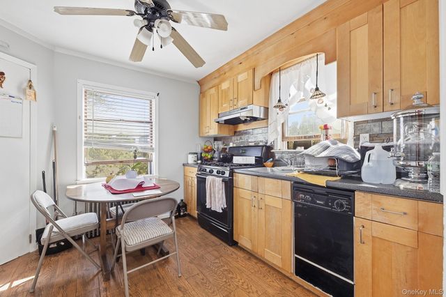 44 Lafayette Avenue, New Rochelle, NY 10801