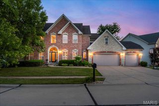 207 Irish Hound Drive, O'fallon, MO 63368