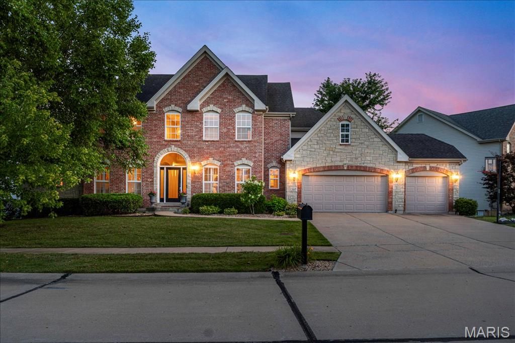 207 Irish Hound Drive, O'fallon, MO 63368