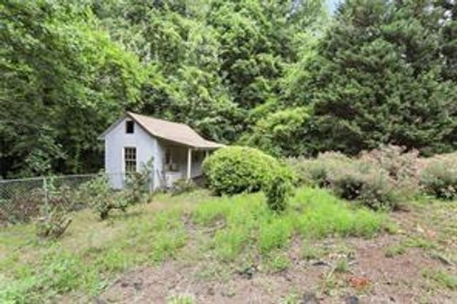 119 Woodlawn NE Drive, Marietta, GA 30067