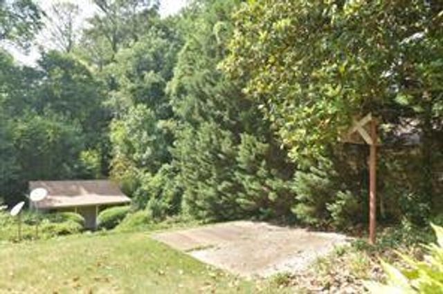 119 Woodlawn NE Drive, Marietta, GA 30067