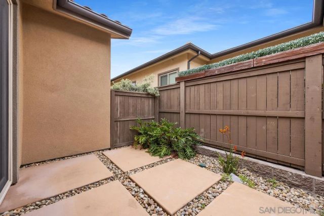 8169 Auberge Cir, San Diego, CA 92127