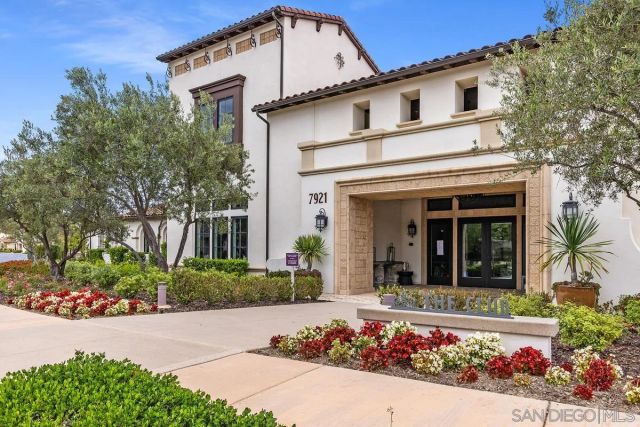 8169 Auberge Cir, San Diego, CA 92127