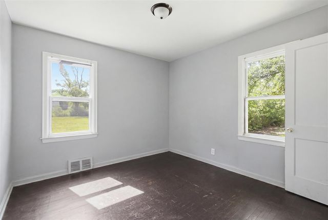 15701 Rossini Drive, Detroit, MI 48205