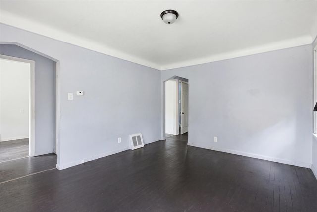 15701 Rossini Drive, Detroit, MI 48205