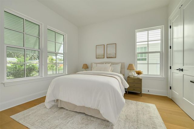 461 47TH AVENUE N, St Petersburg, FL 33703