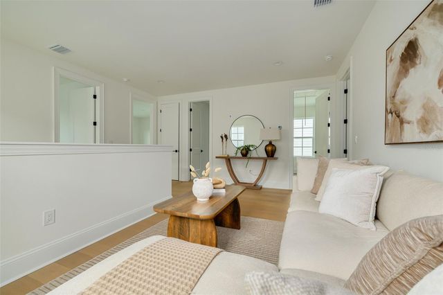 461 47TH AVENUE N, St Petersburg, FL 33703
