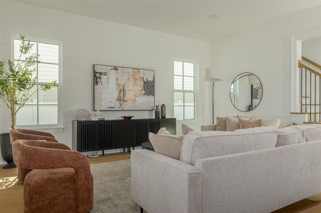 461 47TH AVENUE N, St Petersburg, FL 33703