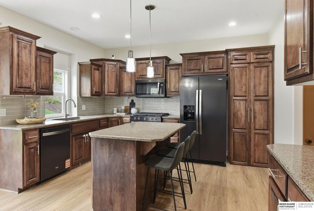 4408 S 198th Street, Omaha, NE 68135