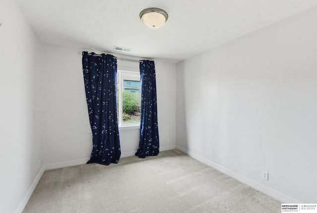 4408 S 198th Street, Omaha, NE 68135