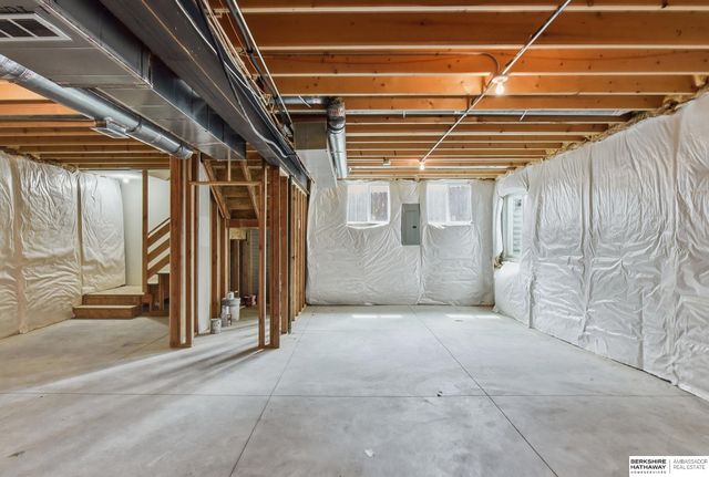 4408 S 198th Street, Omaha, NE 68135