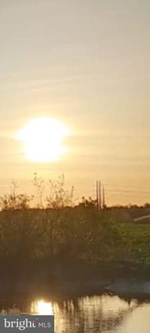 17 HIGGINSVILLE LN, Mount Royal, NJ 08061