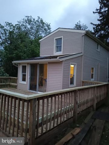 17 HIGGINSVILLE LN, Mount Royal, NJ 08061