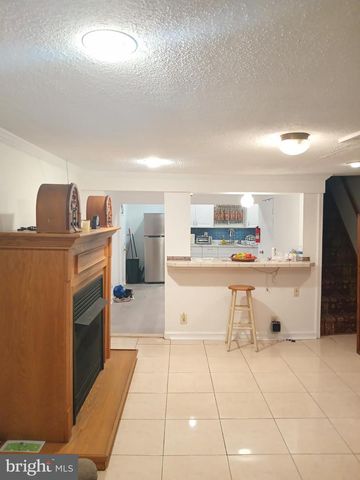 17 HIGGINSVILLE LN, Mount Royal, NJ 08061