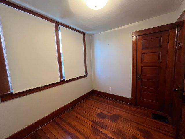 646 Gypsum Ave, Salina, KS 67401