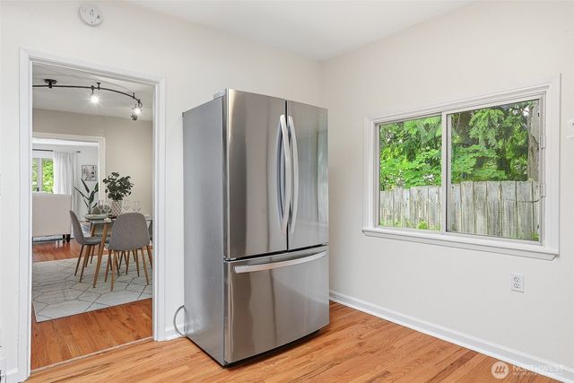 17633 10th Avenue NE, Shoreline, WA 98155