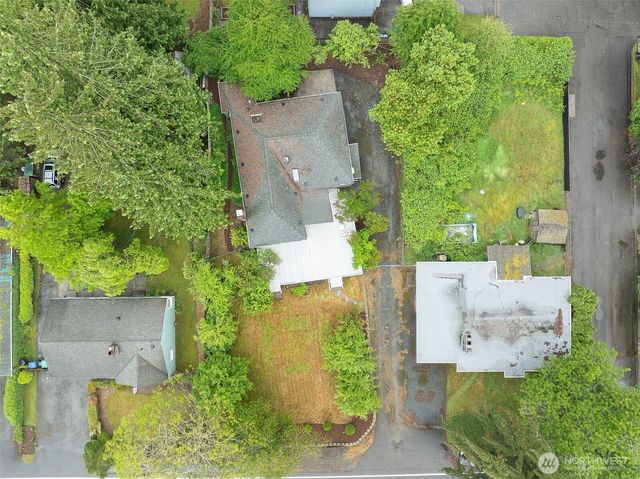 17633 10th Avenue NE, Shoreline, WA 98155
