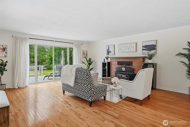 17633 10th Avenue NE, Shoreline, WA 98155