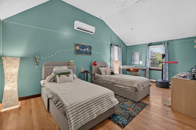 55 Irving St, Fall River, MA 02723