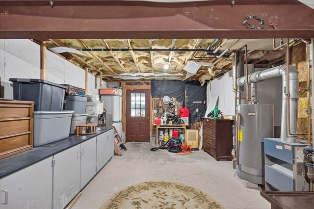 55 Irving St, Fall River, MA 02723