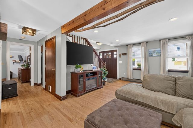 55 Irving St, Fall River, MA 02723