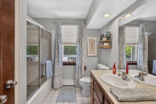 55 Irving St, Fall River, MA 02723