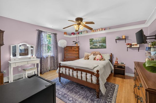 55 Irving St, Fall River, MA 02723