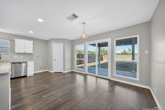 15515 FlowingSpg, San Antonio, TX 78247